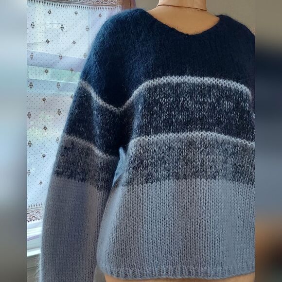 Beautiful Knit Sweater Handmade Knit NORDSTROM Size see measurements - Picture 5 of 13